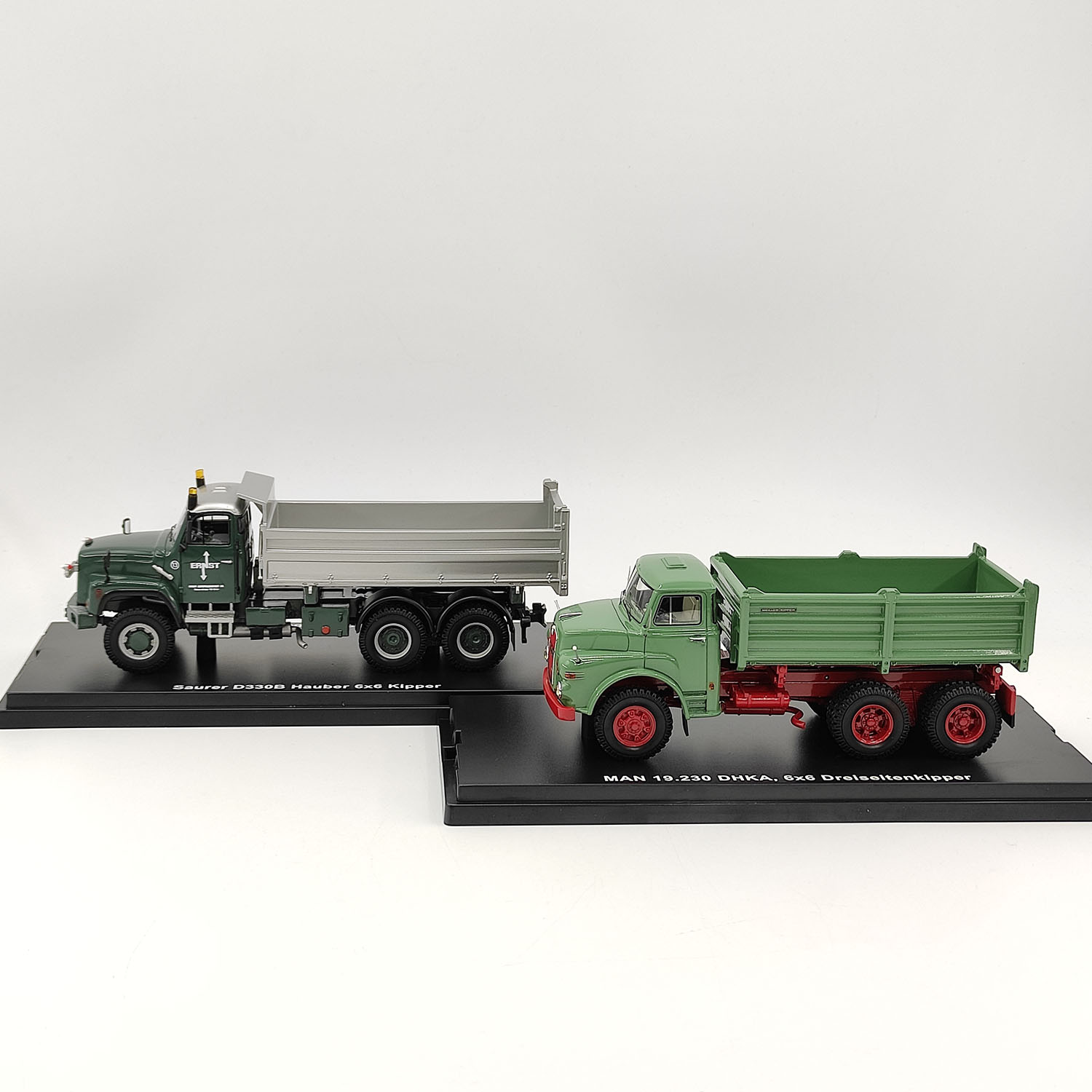 Golden Oldies schaal 1:50 Saur - Men Accessories Collection recensie en prijs