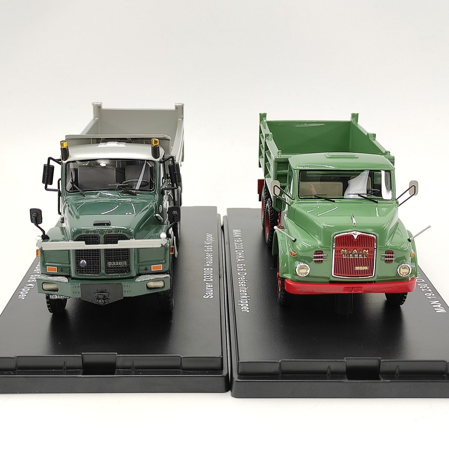Golden Oldies schaal 1:50 Saur - Men Accessories Collection recensie en prijs